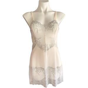 Wacoal Embrace Lace Chemise Ivory Silver Metallic Lace Nylon Slip Size L